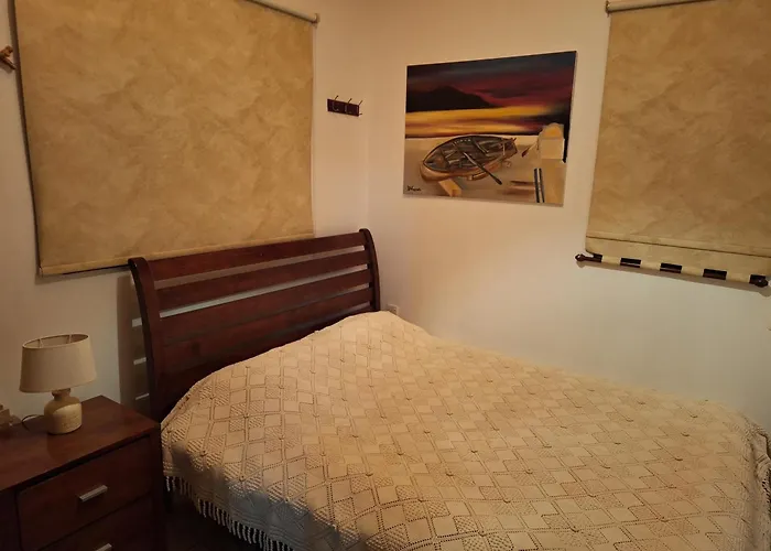 Koukaki Semesterbostad Kouka